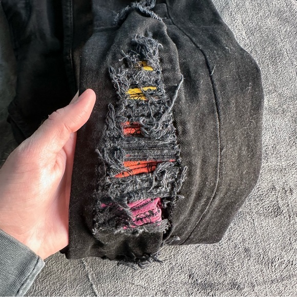 BooHoo Man © Rainbow Gradient Print Black Denim Jeans - Picture 2 of 5